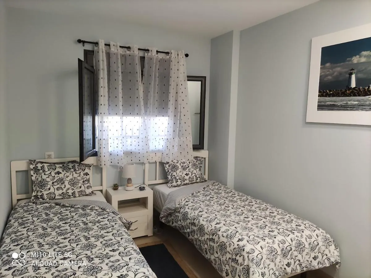 Apartamento de Lujo en primera linea playa, Piscina, Tenis, Padel, Gimnasio, Wifi, Garaje Roquetas de Mar España