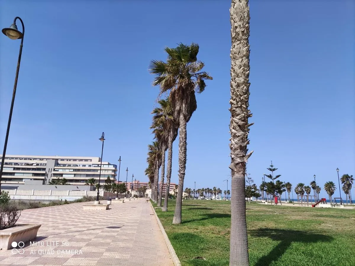 Apartamento de Lujo en primera linea playa, Piscina, Tenis, Padel, Gimnasio, Wifi, Garaje Roquetas de Mar