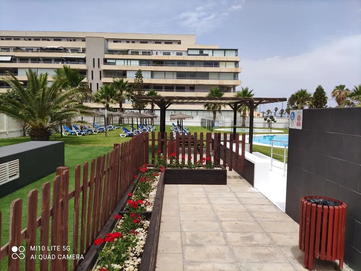 Apartamento de Lujo en primera linea playa, Piscina, Tenis, Padel, Gimnasio, Wifi, Garaje Roquetas de Mar 0*,  España