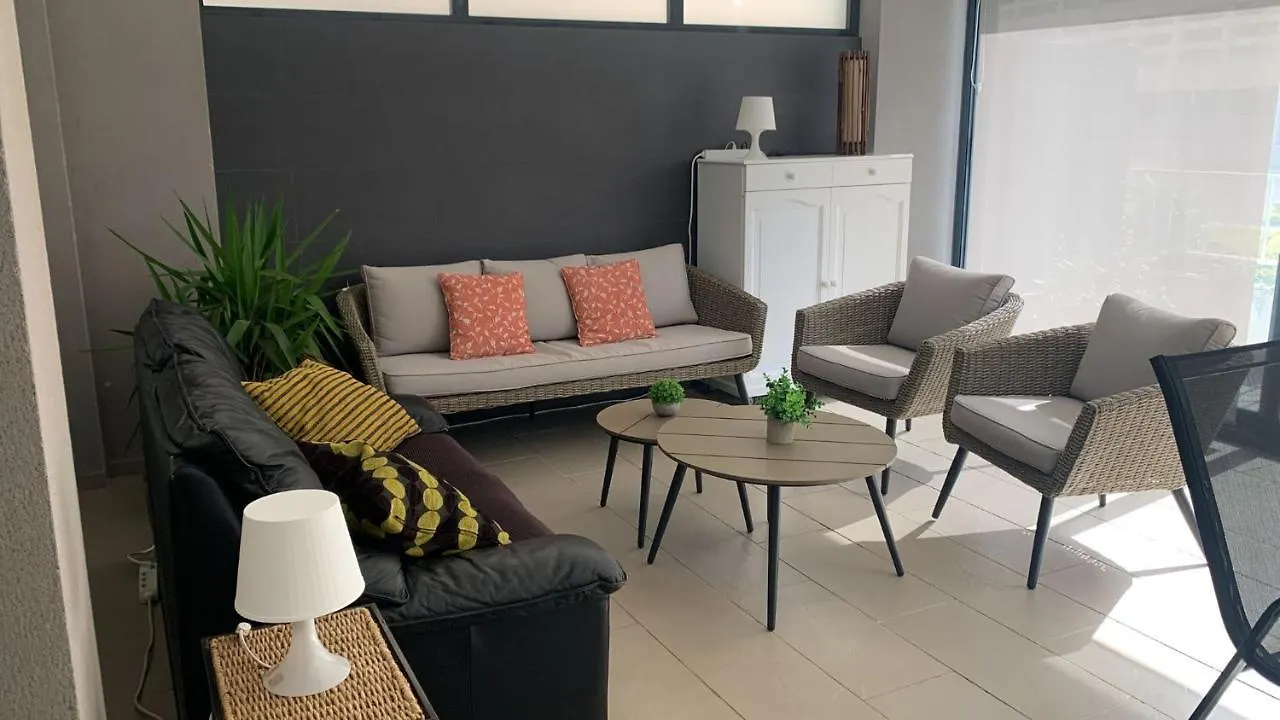 Apartamento de Lujo en primera linea playa, Piscina, Tenis, Padel, Gimnasio, Wifi, Garaje Roquetas de Mar España